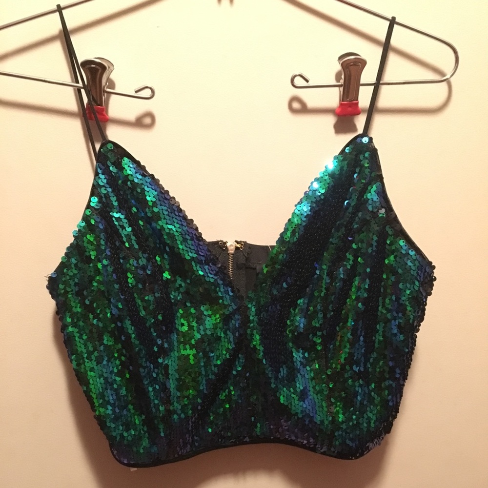 Forever 21 sequined crop top